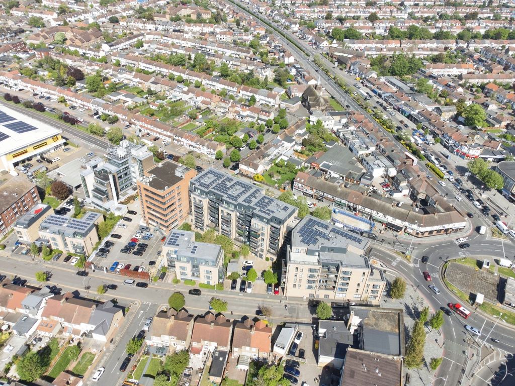 Additional image 17 of 3 bed flat for saleClarence Avenue, Gants Hill IG2