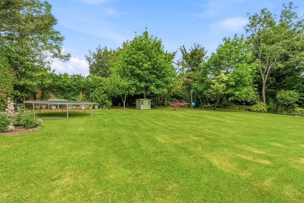 Additional image 26 of 5 bed detached house for saleNorwood Lane, Iver SL0