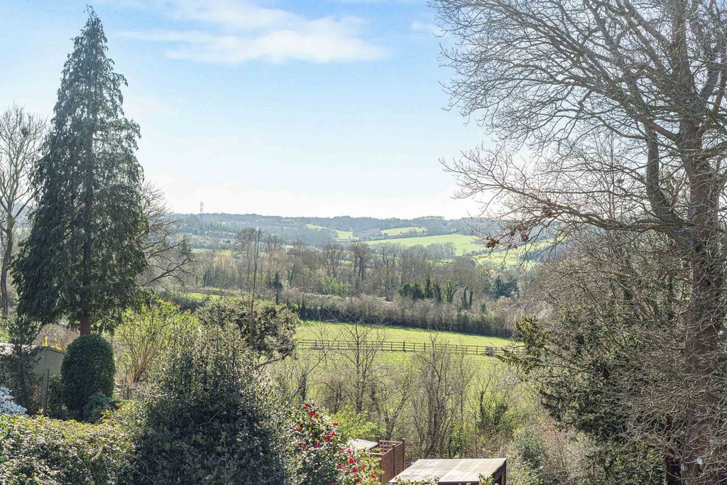 4 bed detached house for saleLeafy Grove, Keston BR2