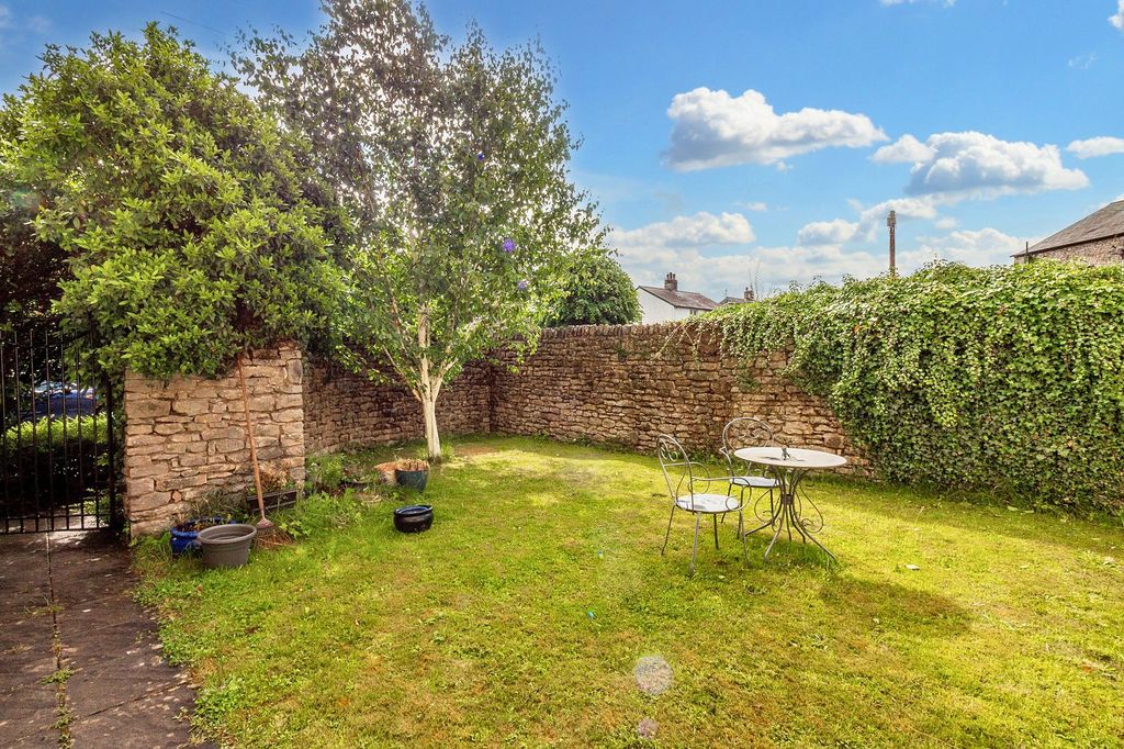Additional image 6 of 2 bed flat for sale1 Riverdale Court, Kendal LA9