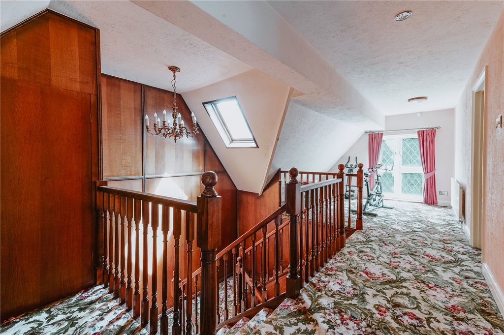 Additional image 12 of 7 bed detached house for saleWarren Lodge, Iver SL0