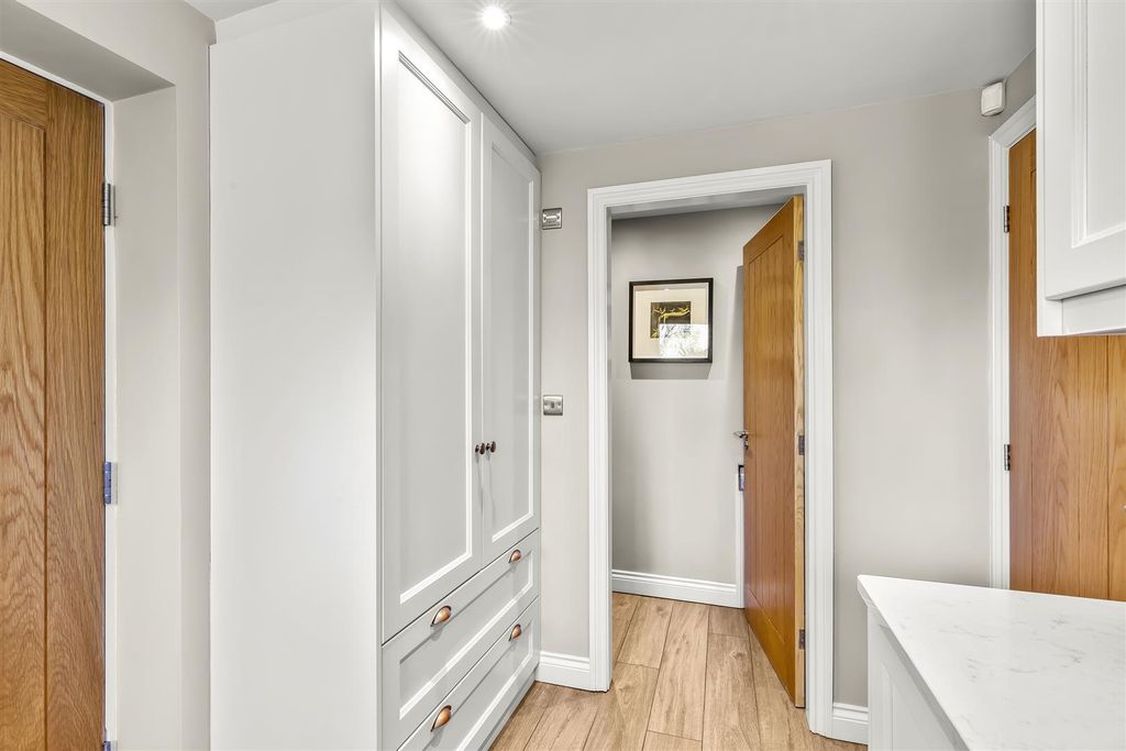 Additional image 8 of 4 bed detached house for saleLeeds Road, Ilkley LS29