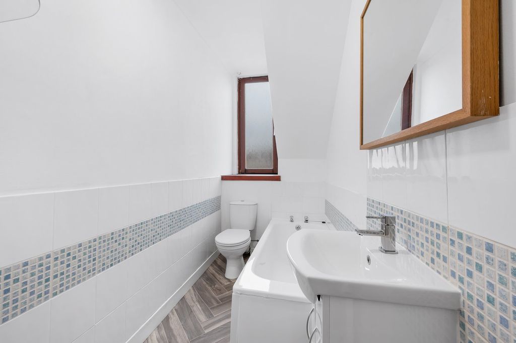 Additional image 8 of 1 bed flat for saleLady Campbells Walk, Dunfermline KY12