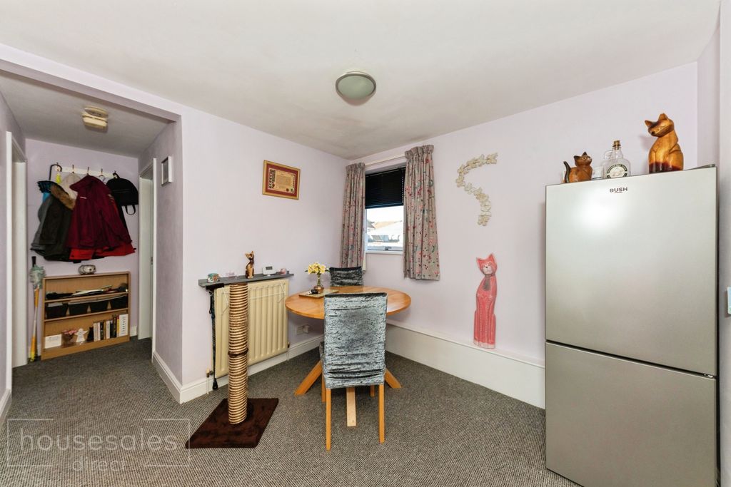 Additional image 9 of 1 bed flat for saleManor Court Manor Avenue, Grimsby DN32
