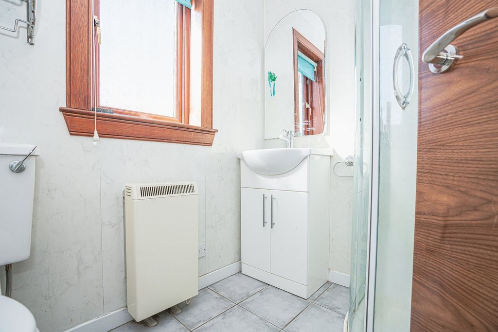 Additional image 20 of 2 bed terraced house for saleScott Place, Lochore, Lochgelly KY5