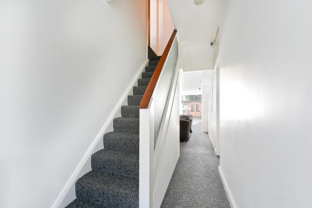 Additional image 19 of 7 bed block of flats for saleHampton Road, Ilford IG1