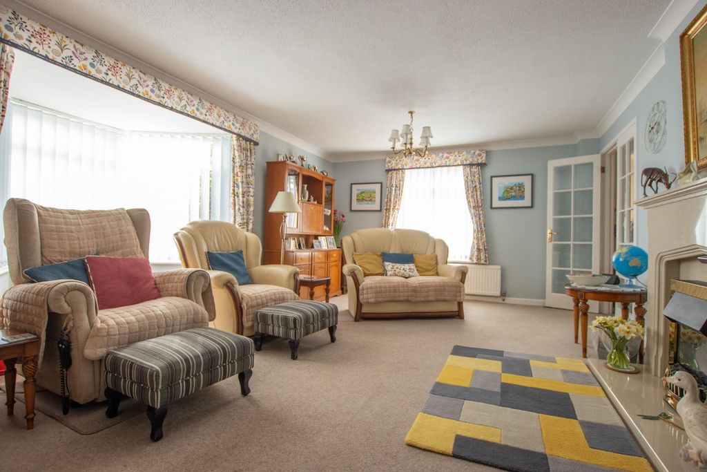 Additional image 8 of 4 bed detached house for saleThe Boltons, South Wootton PE30