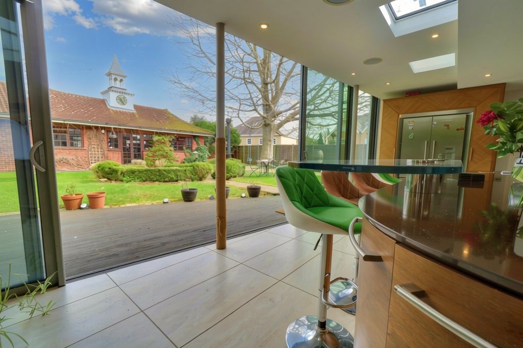 Additional image 12 of 5 bed detached house for saleVermont Road, Ipswich IP4