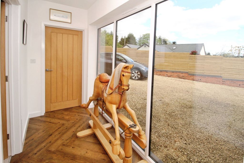 Additional image 19 of 3 bed bungalow for saleSandy Lane, Nr. Franche, Kidderminster DY11