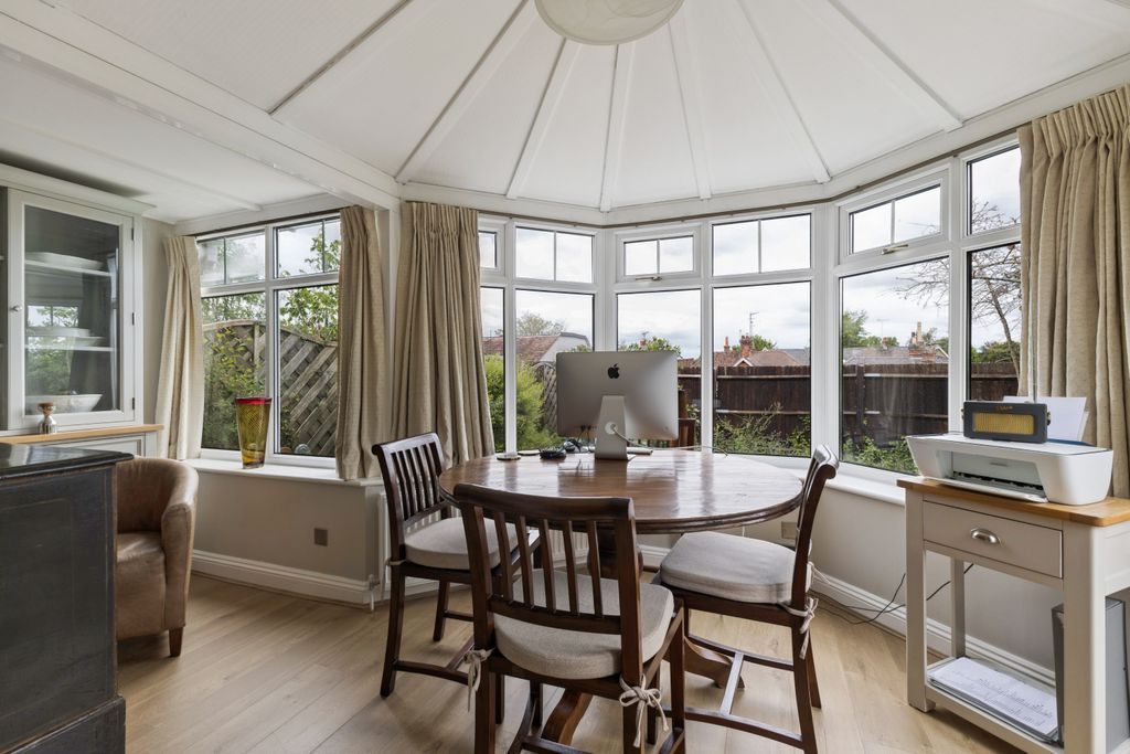 Additional image 5 of 3 bed semi-detached house for saleOakes Court, Hungerford RG17