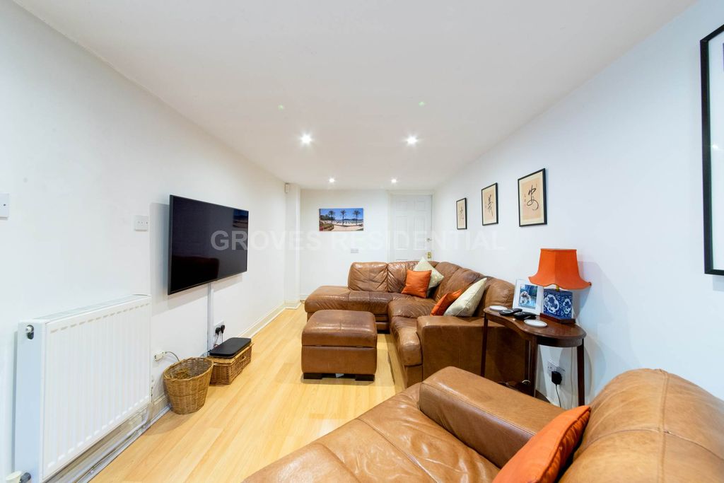 Additional image 8 of 5 bed detached house for saleWarbank Lane, Kingston Upon Thames KT2