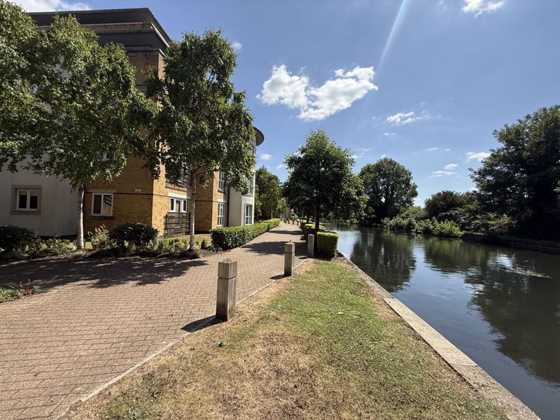 Additional image 21 of 2 bed flat for saleOvaltine Court, Ovaltine Drive, Kings Langley WD4