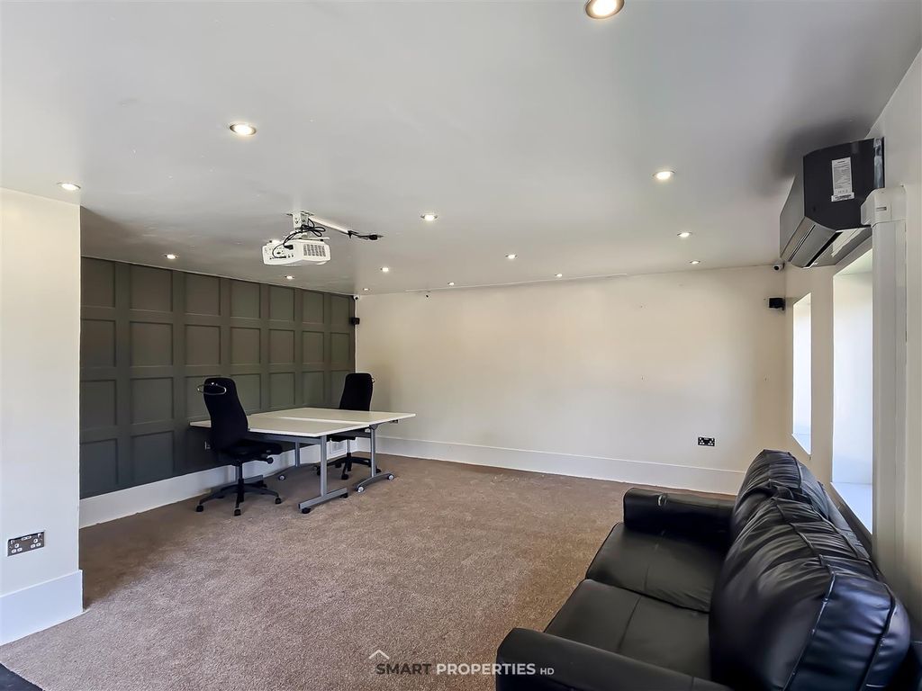 Additional image 60 of 5 bed detached house for saleGreenroyd Croft, Huddersfield HD2