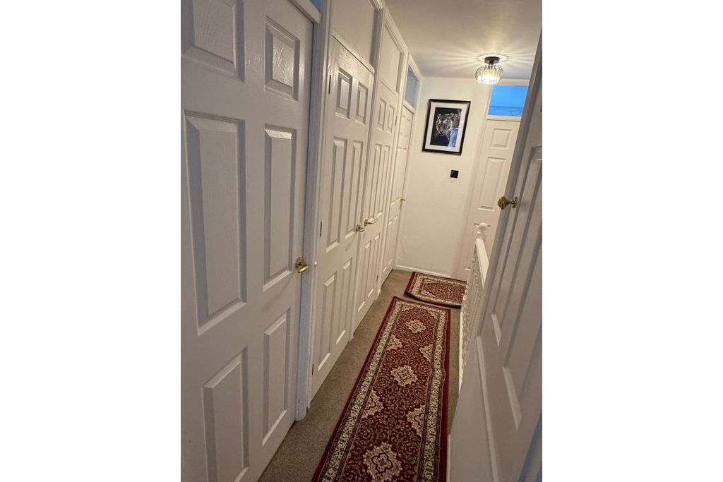 Additional image 21 of 4 bed semi-detached house for saleYork Road, Hungerford RG17