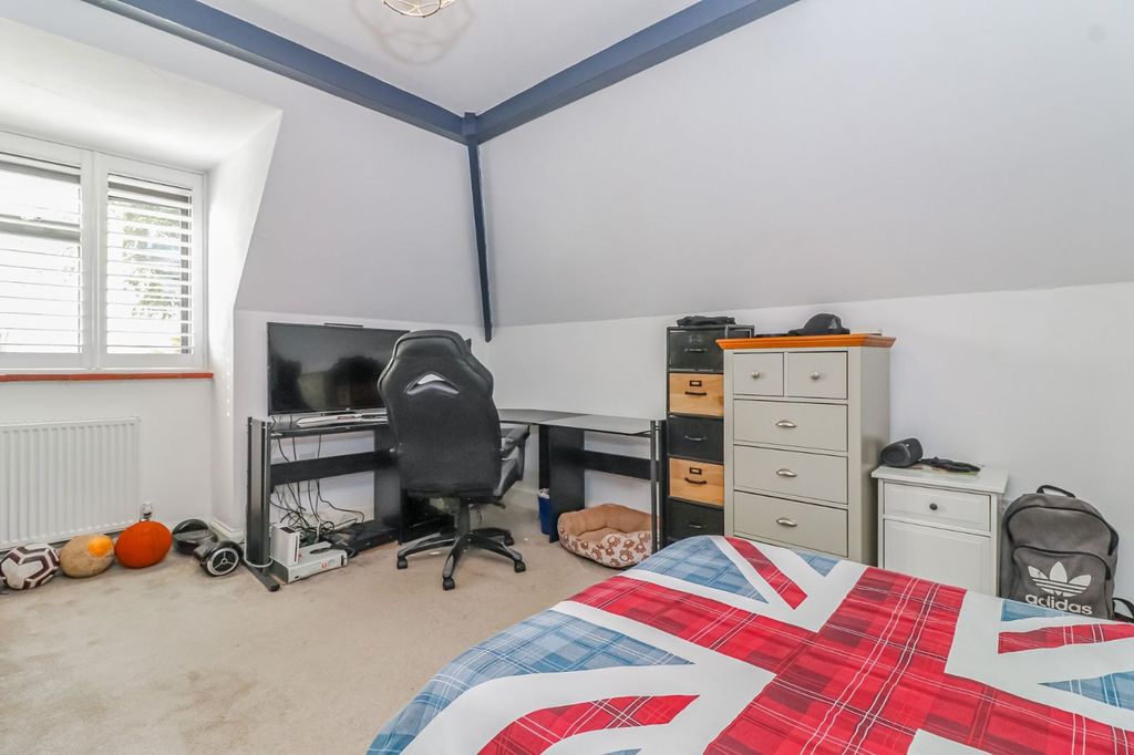 Additional image 18 of 4 bed detached house for saleLangley Hill, Kings Langley WD4