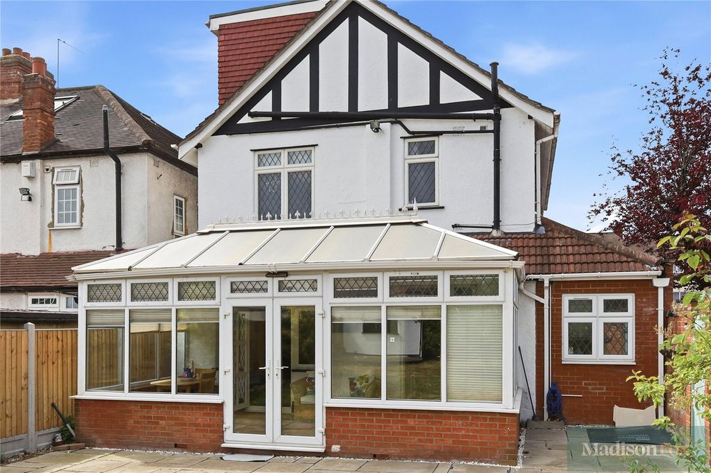 Additional image 41 of 4 bed detached house for saleWoodford Avenue, Ilford IG2
