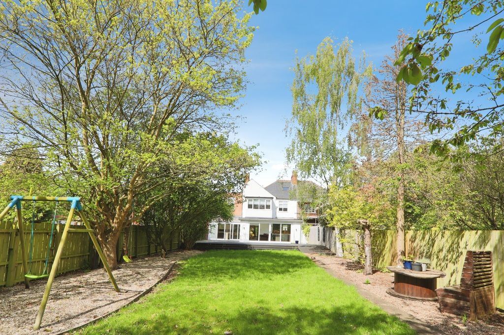 Additional image 25 of 6 bed semi-detached house for saleNewland Park, Hull HU5