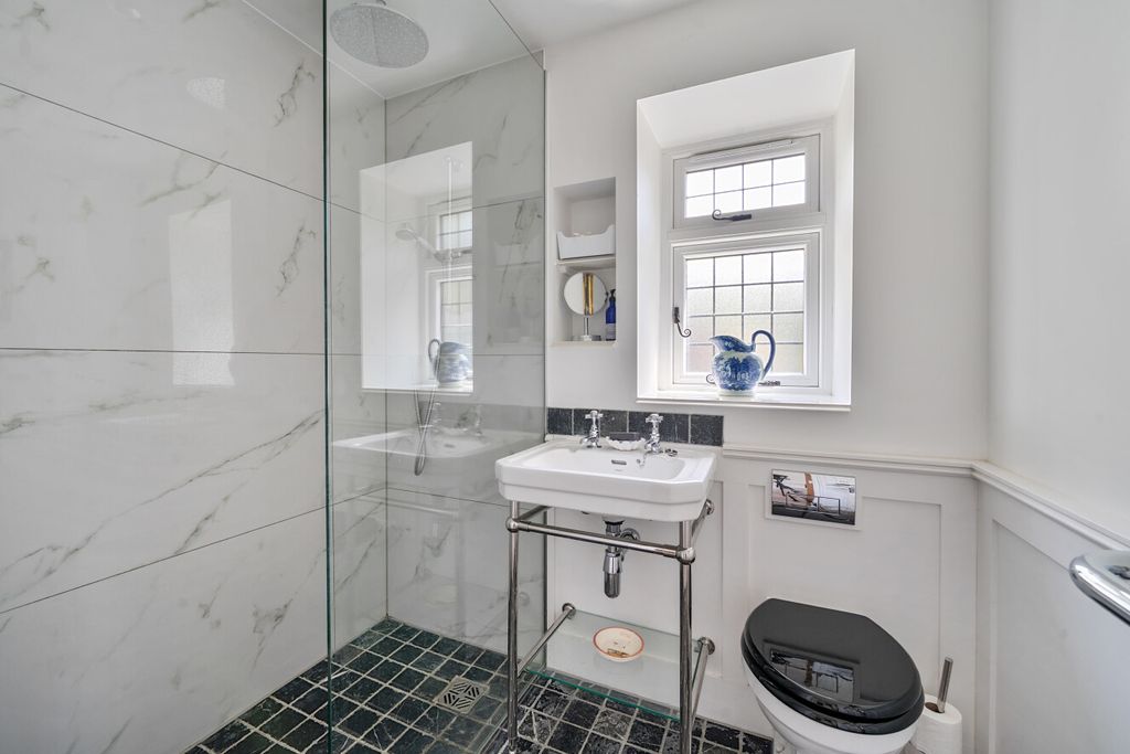 Additional image 20 of 5 bed detached house for saleGreys Park Close, Keston, Kent BR2