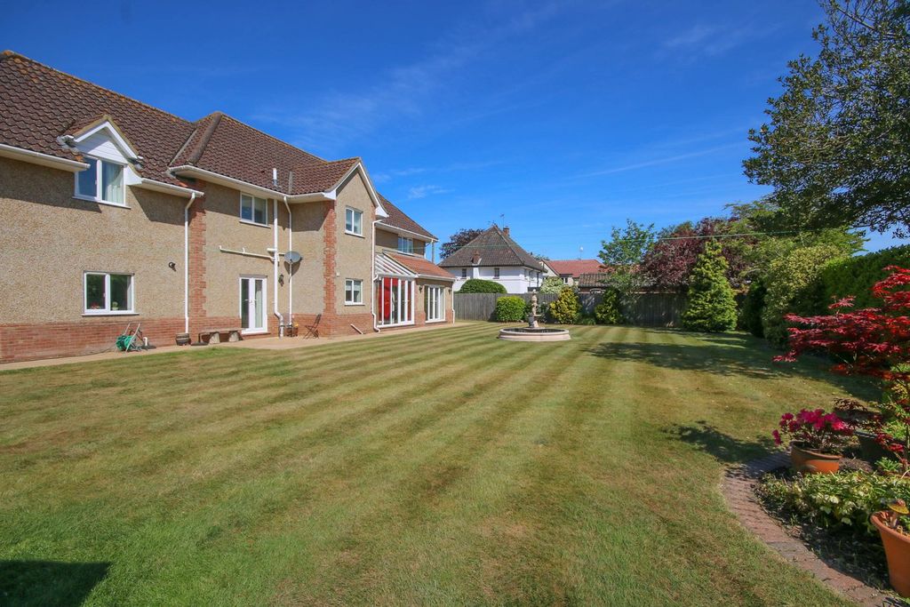 Additional image 21 of 5 bed detached house for saleCastle Rising Road, South Wootton PE30