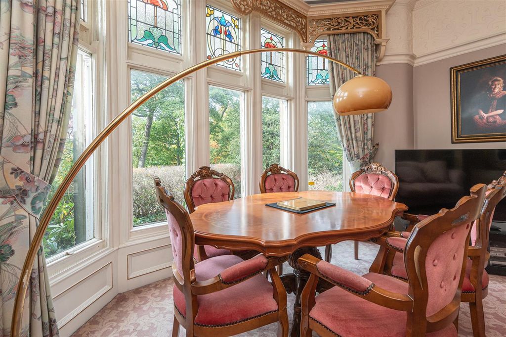 Additional image 10 of 6 bed semi-detached house for salePark Drive, Huddersfield HD1