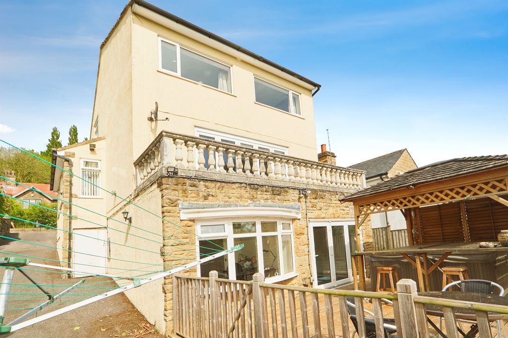 4 bed detached house for saleScott Lane, Riddlesden, Keighley BD20