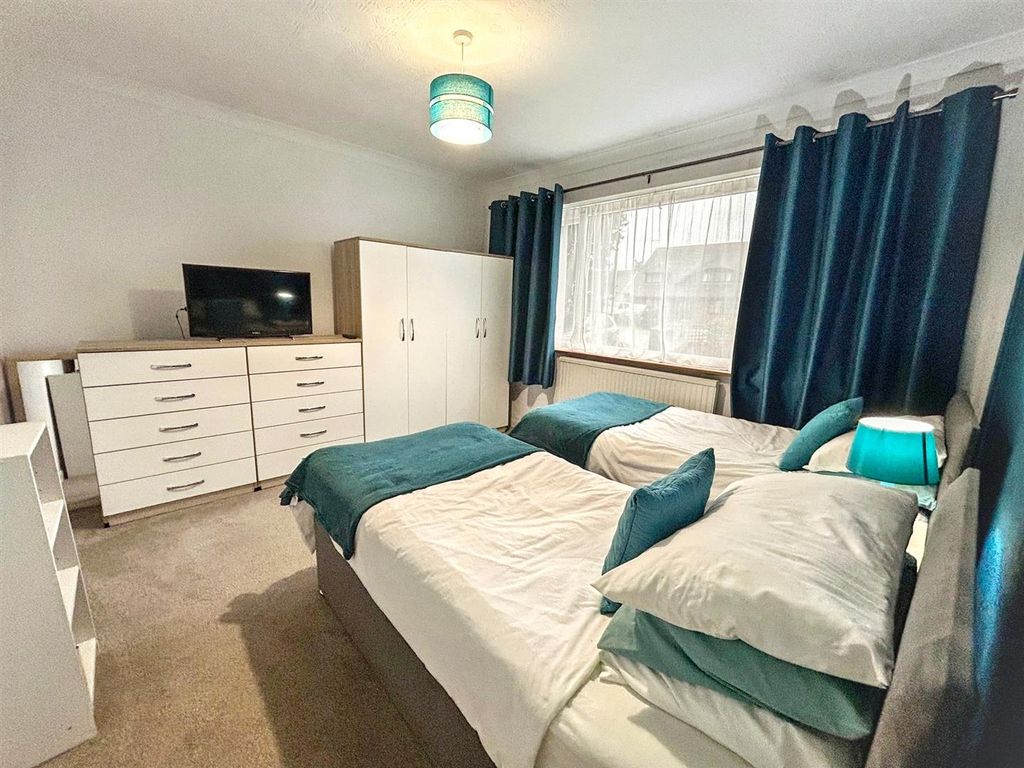Additional image 15 of 3 bed detached bungalow for saleMeinciau Road, Mynyddygarreg, Kidwelly SA17