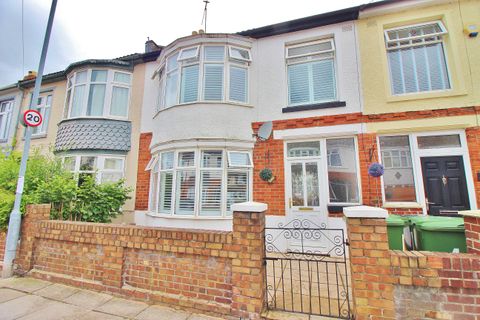 Aylen Road, Copnor PO3