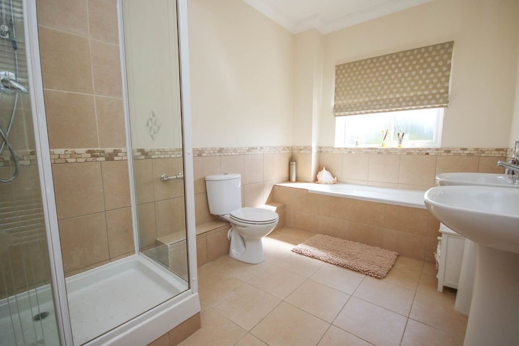 Additional image 18 of 5 bed detached house for saleCastle Rising Road, South Wootton PE30