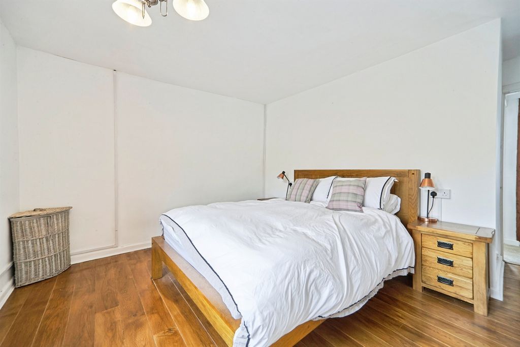 Additional image 10 of 4 bed semi-detached house for saleLong Lee Lane, Keighley BD21