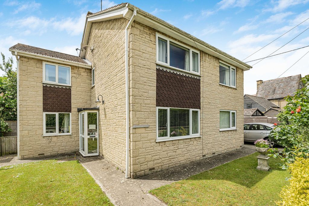 4 bed detached house for saleThe Moors, Kidlington OX5