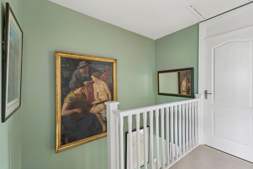 Additional image 6 of 3 bed semi-detached house for saleOakes Court, Hungerford RG17
