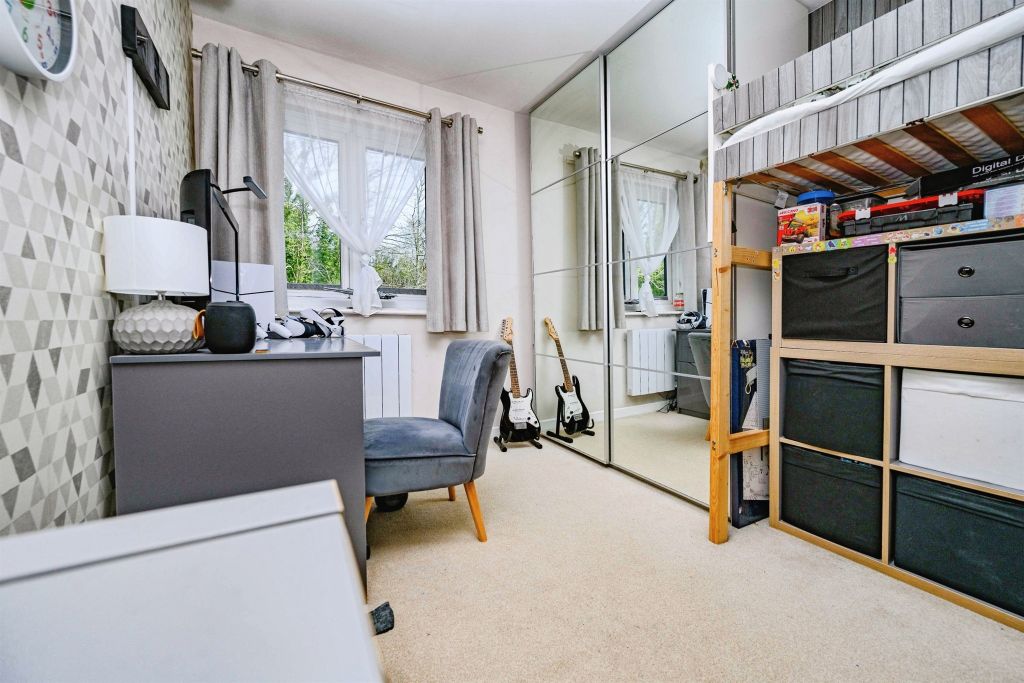 Additional image 15 of 2 bed flat for saleLake View, Railway Terrace, Kings Langley WD4