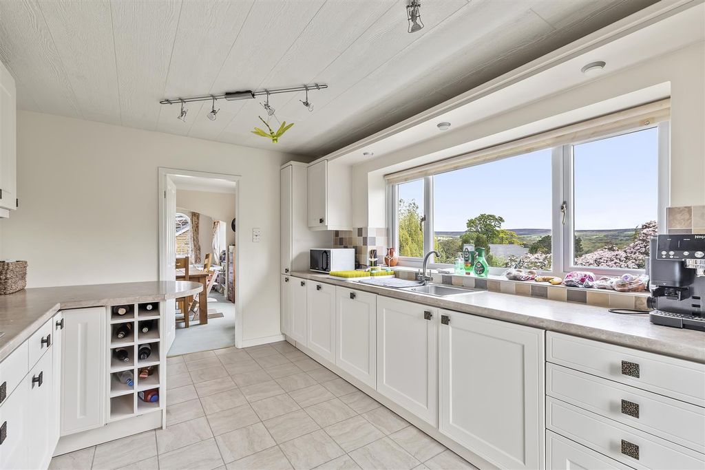 Additional image 6 of 4 bed detached house for saleWoodroyd Gardens, Ilkley LS29