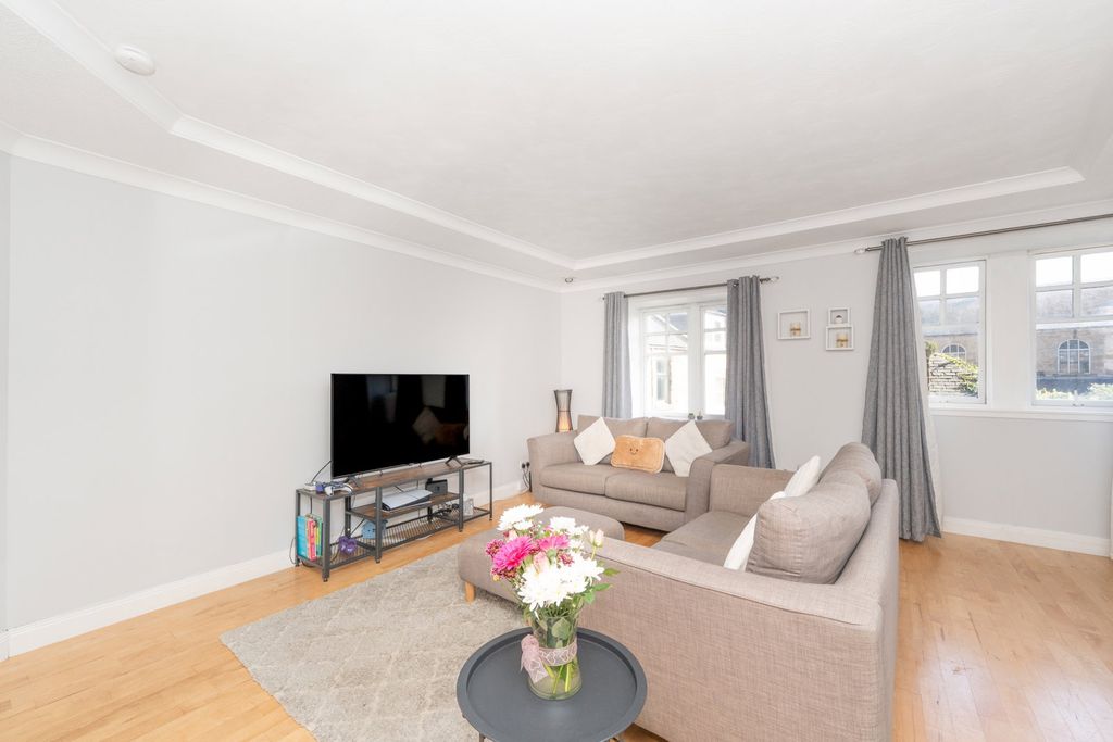 Additional image 6 of 2 bed flat for saleBranning Court, Kirkcaldy KY1