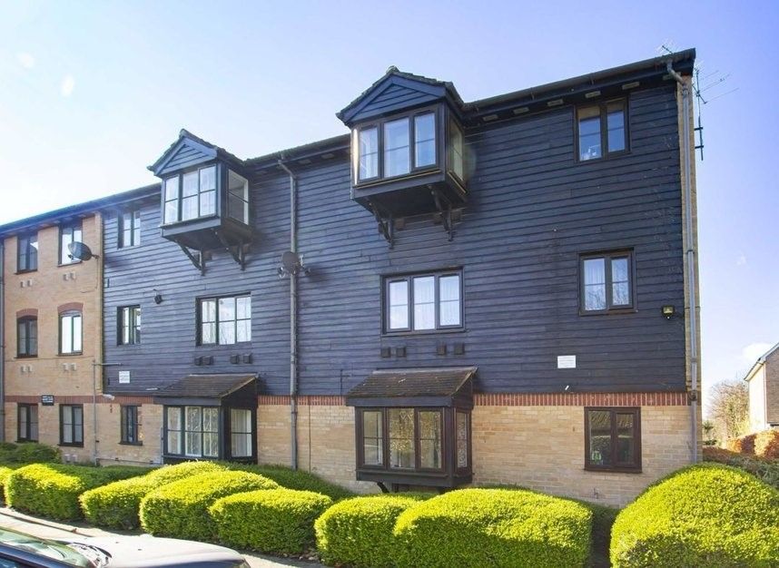 Studio for saleKilberry Close, Isleworth TW7
