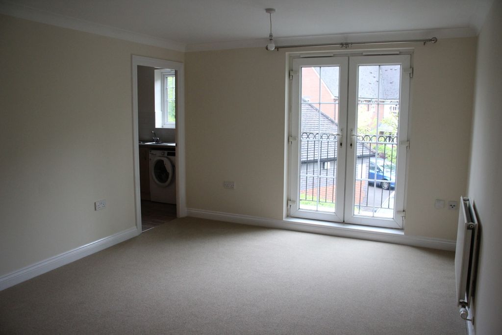 Additional image 3 of 2 bed flat for saleMeadowview, Hungerford RG17