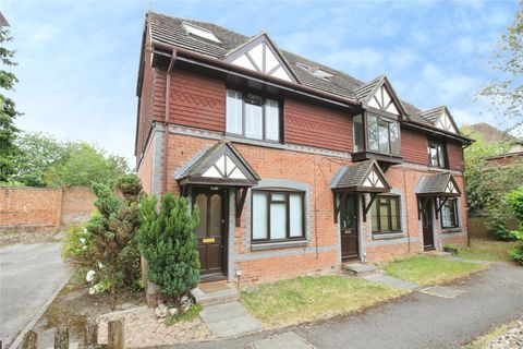 Rowe Court, Grovelands Road, Reading, Berkshire RG30