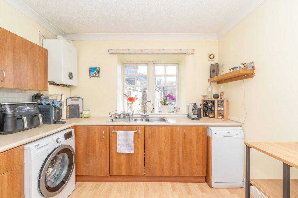 Additional image 13 of 2 bed flat for saleBranning Court, Kirkcaldy KY1