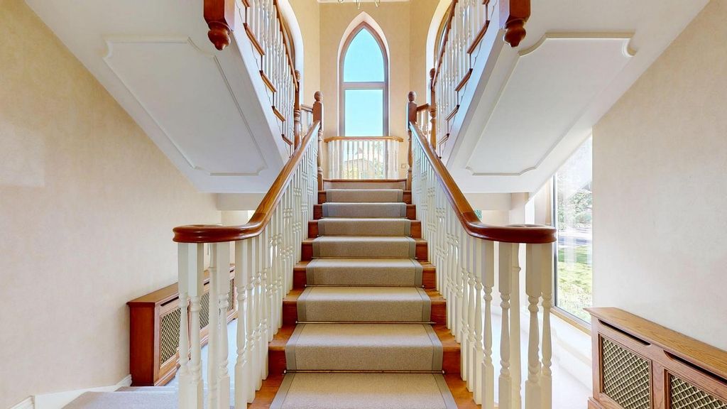 Additional image 6 of 4 bed detached house for saleLawrence Drive, Canford Cliffs, Poole BH13