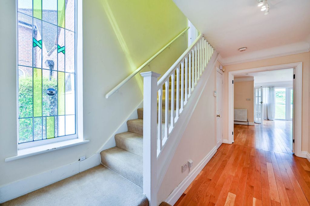 Additional image 6 of 4 bed detached house for saleBurghley Avenue, Coombe, New Malden KT3