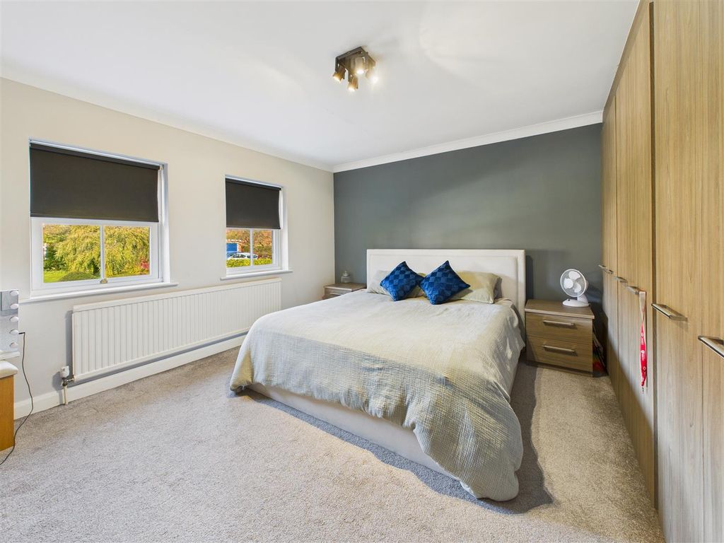 Additional image 17 of 4 bed detached house for saleAston Hall Drive, North Ferriby HU14