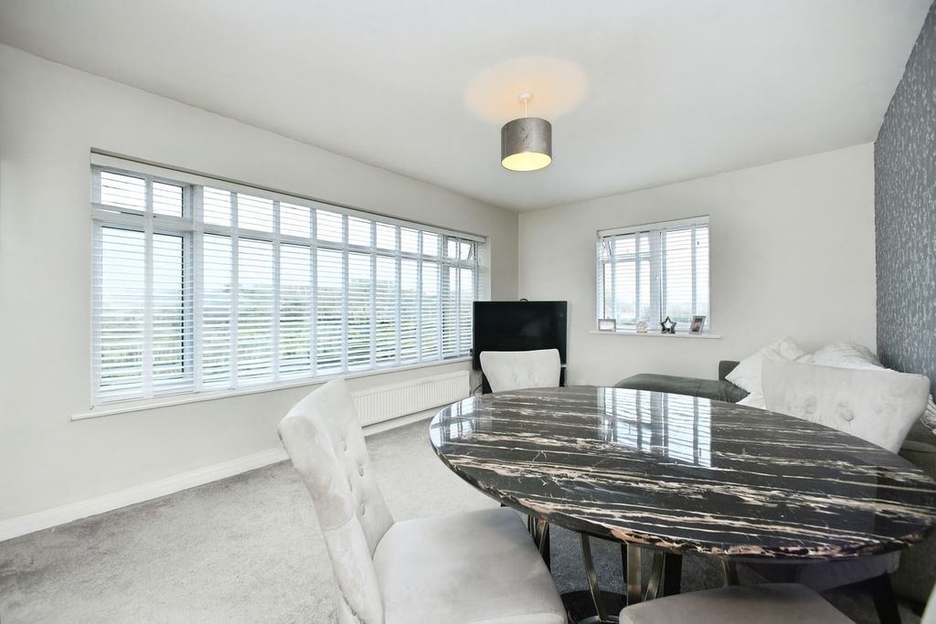 1 bed flat for saleGorham Way, Telscombe Cliffs, Peacehaven BN10 photo 3