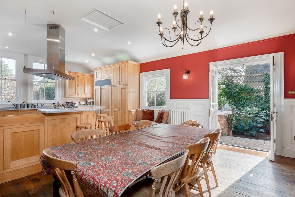 Additional image 9 of 7 bed villa for saleArlington Avenue, Leamington Spa, Warwickshire CV32