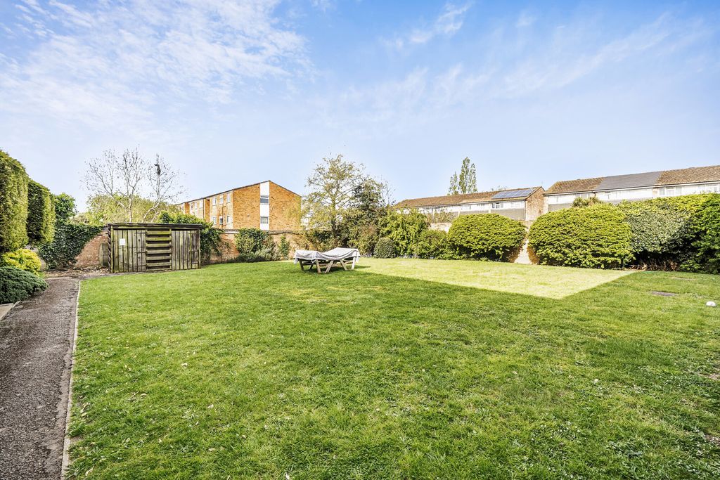 Additional image 12 of 2 bed flat for saleNigel Close, Northolt UB5