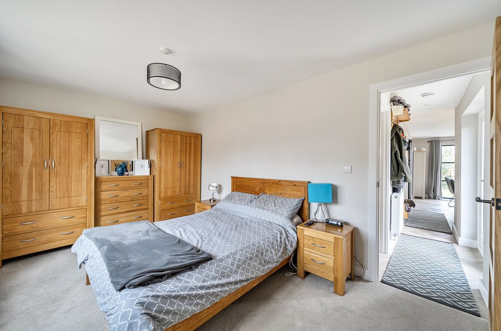 Additional image 9 of 2 bed bungalow for saleKingsmead, Lechlade, Gloucestershire GL7