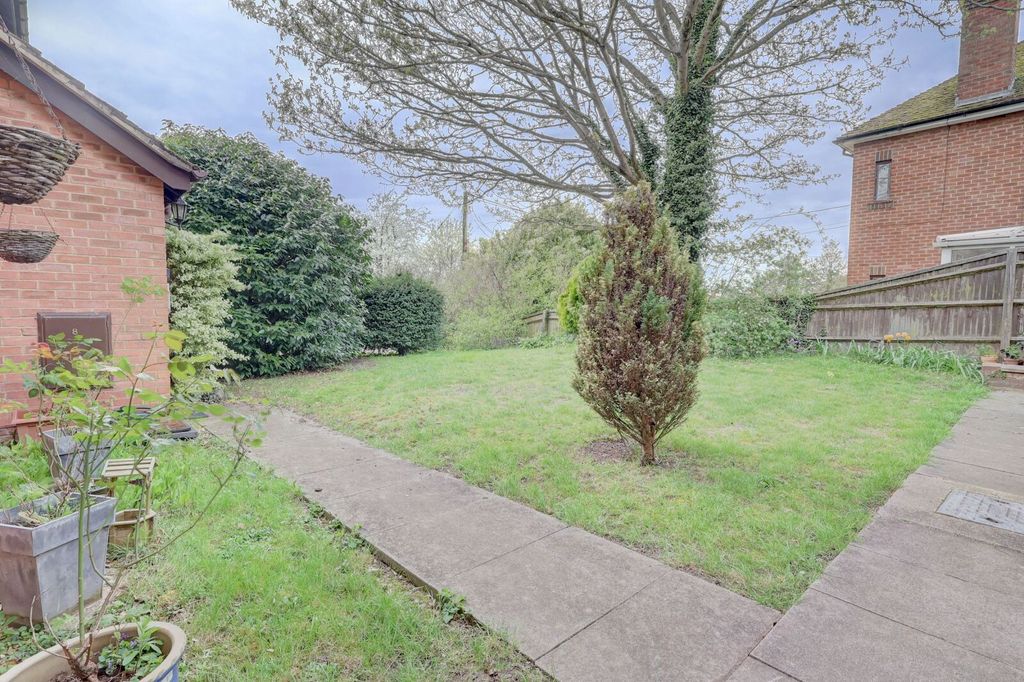 Additional image 9 of 2 bed flat for saleLongwick Road, Princes Risborough, Buckinghamshire HP27