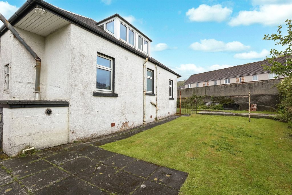 Additional image 7 of 6 bed bungalow for saleGlenacre Drive, Largs, North Ayrshire KA30