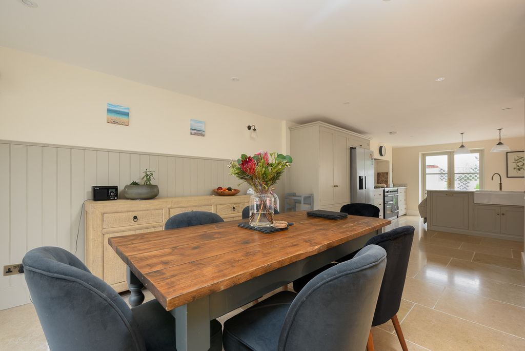 Additional image 7 of 5 bed detached house for saleHighfield Park, Marlow SL7