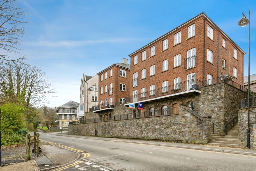 Additional image 4 of 1 bed flat for saleMeadow Bank, Llandarcy, Neath, Neath Port Talbot SA10
