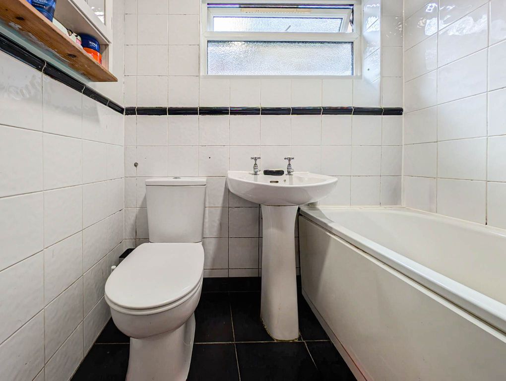 Additional image 7 of 2 bed maisonette for salePearson Court, Central Road, Morden SM4